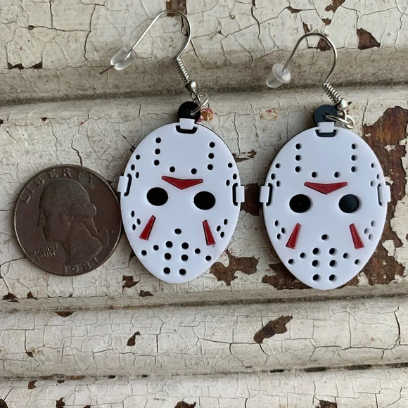 Brand new Jason Friday the 13th inspired dangle drop scary Halloween earrings - Picture 3 of 5